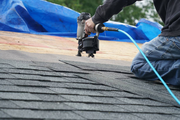 Best Best Roofing Contractors  in Weed, CA
